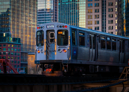 Steady Current - Quietly entering Chicago