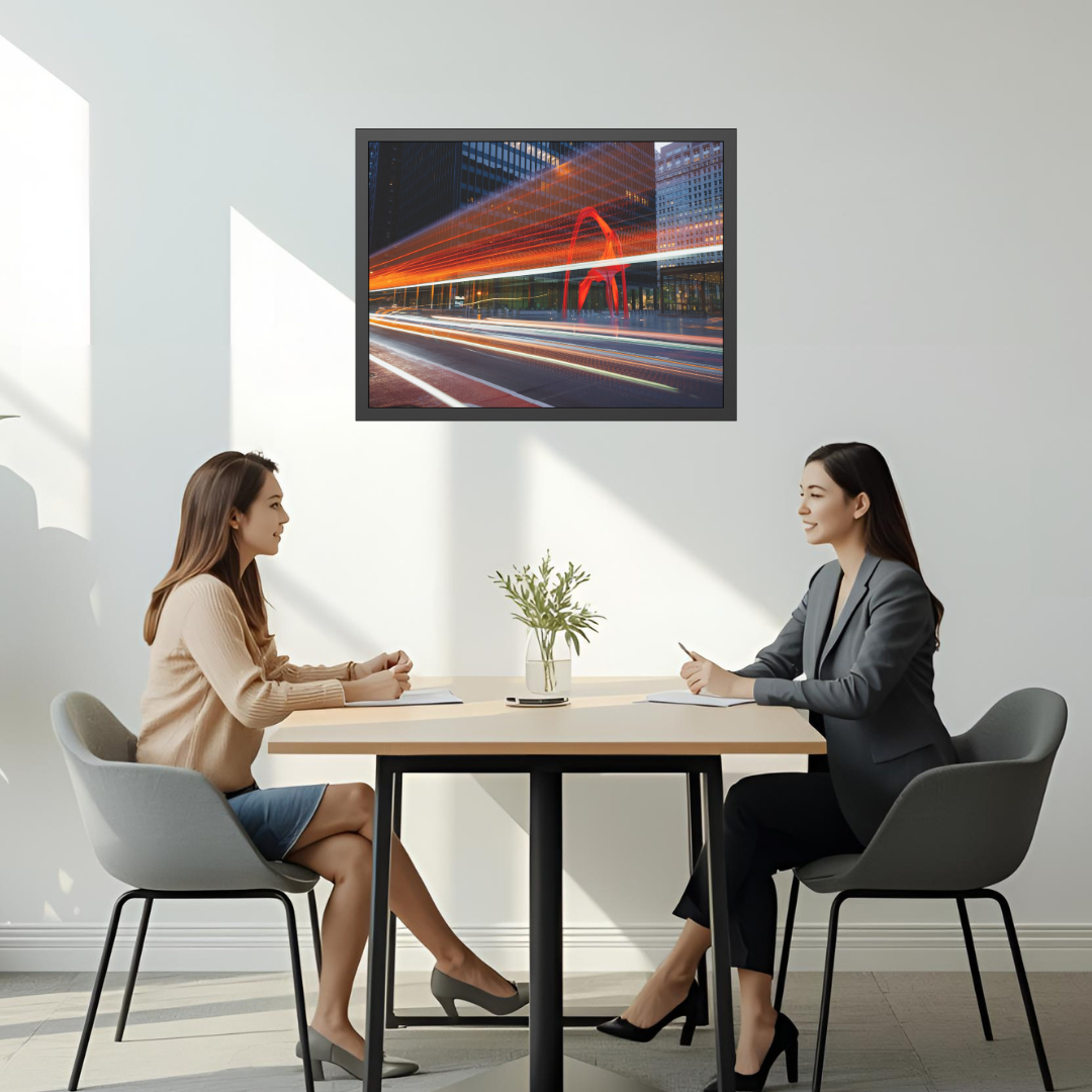 Feel the pulse of the Loop – Chicago captured in vibrant detail