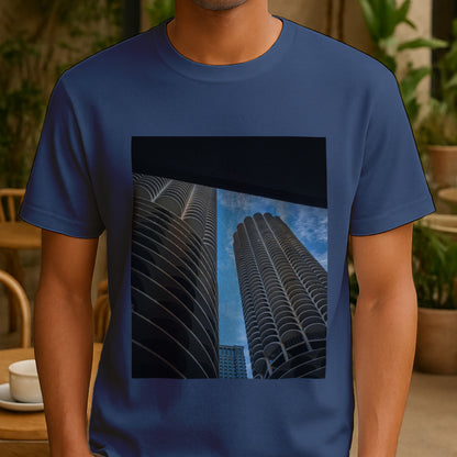 Between two concrete giants - Vintage Tee