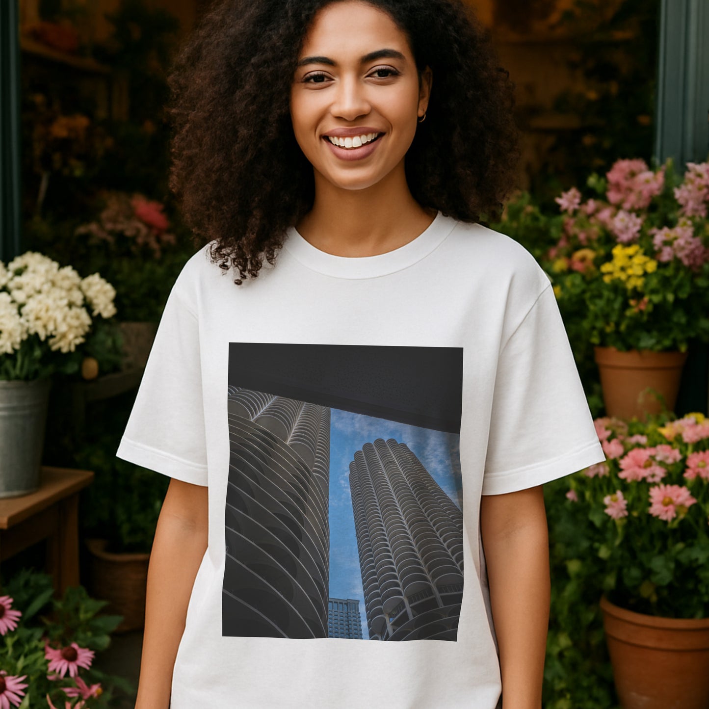 Between two concrete giants - Vintage Tee