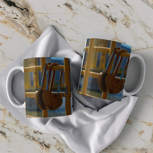 Locked on the Yellow Bridge – Where Pittsburgh Keeps Its Heart